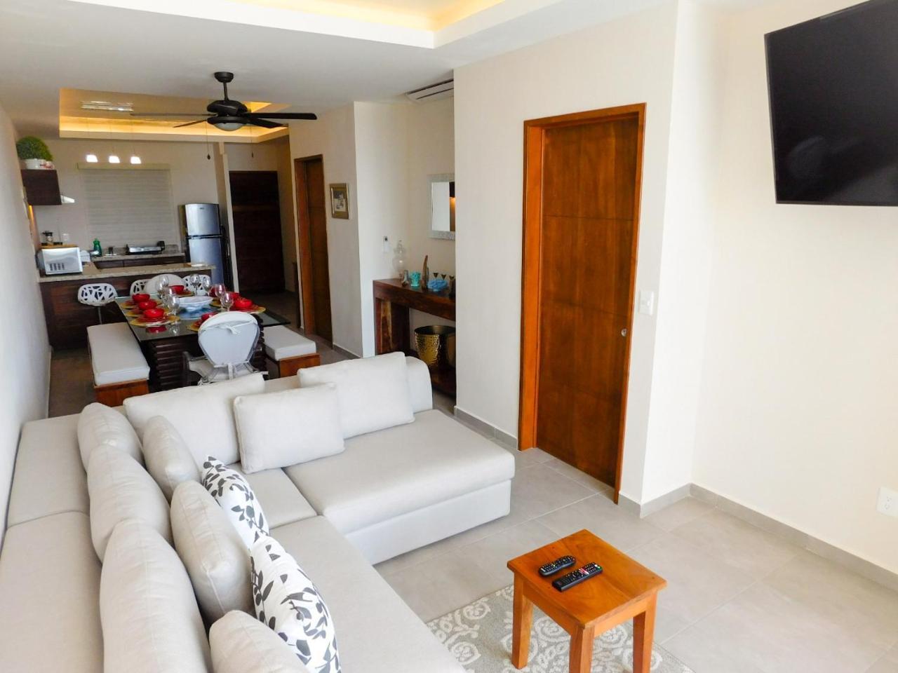 מאהאהואל Aquastar By Rt Vacation Rentals מראה חיצוני תמונה