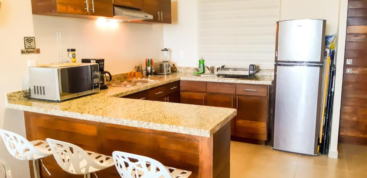 מאהאהואל Aquastar By Rt Vacation Rentals מראה חיצוני תמונה
